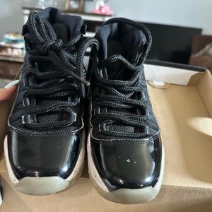 Boys black Jordan retro 11